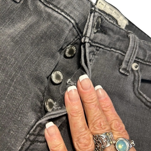 Free People Distressed Skinny Ankle Jeans Black Button Fly Jeans Sz 27 - Picture 9 of 13